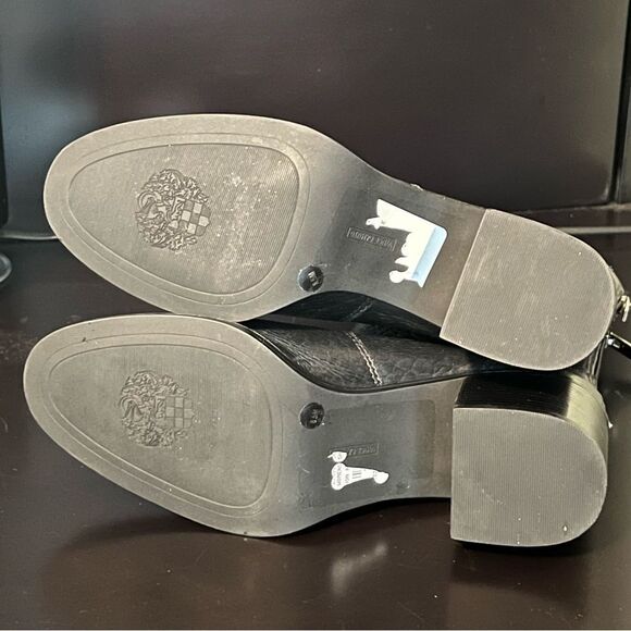 NWT Vince Camuto Black Pebbled Textured Leather Block Heel Bootie Boot 8.5 - Picture 5 of 5